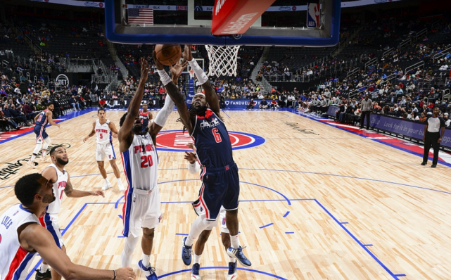  聚勒头槌绝杀斯图加特，拜仁险胜登顶  